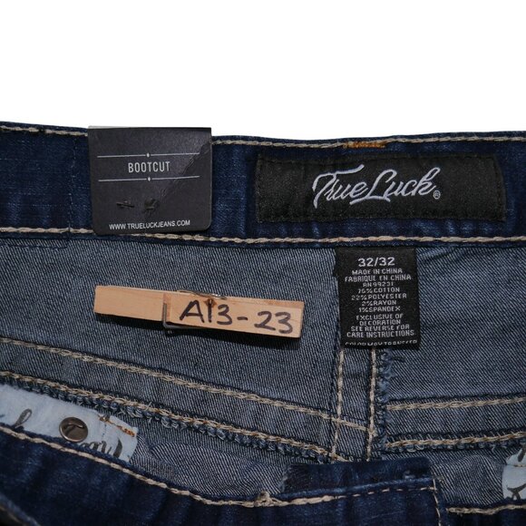 True Luck Men's Bootcut Jeans Size 32x32 Embroidered Stitched Medium Wash BKE - Picture 6 of 9